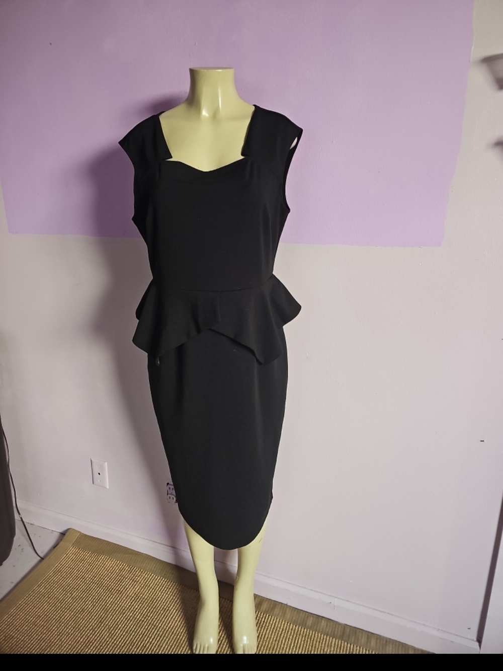 VfEmage Black Peplum Midi Dress